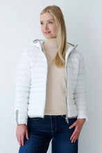 Load image into Gallery viewer, Elfy Vegan Down Short Jacket | White