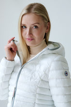Load image into Gallery viewer, Elfy Vegan Down Short Jacket | White 2