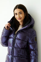 Load image into Gallery viewer, Eline Down Jacket | Aubergine 4