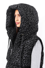 Load image into Gallery viewer, Glaze Long Down Vest | Black Leopard