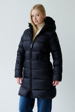 Load image into Gallery viewer, Frysa Down Coat | Black 3