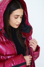 Load image into Gallery viewer, Frysa Down Coat | Dark Lipstick Red 2