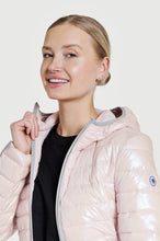 Load image into Gallery viewer, Elfy Vegan Down Short Jacket | Pearl Pink 3