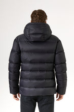 Load image into Gallery viewer, Mason Short Down Jacket | Black 4