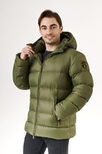 Load image into Gallery viewer, Mason Short Down Jacket | Military 2