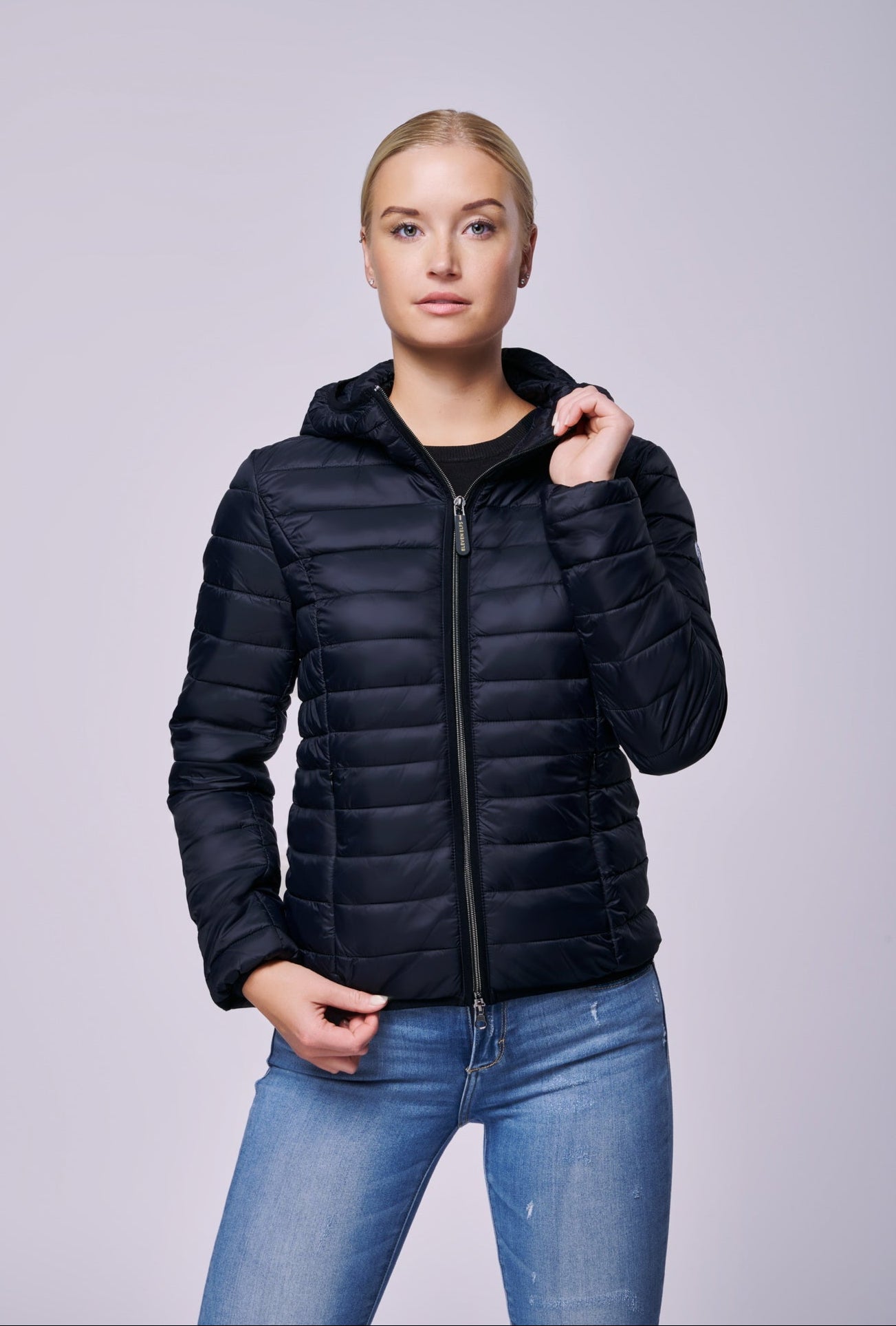 Elfy Vegan Down Short Jacket | Black – Eleven Elfs