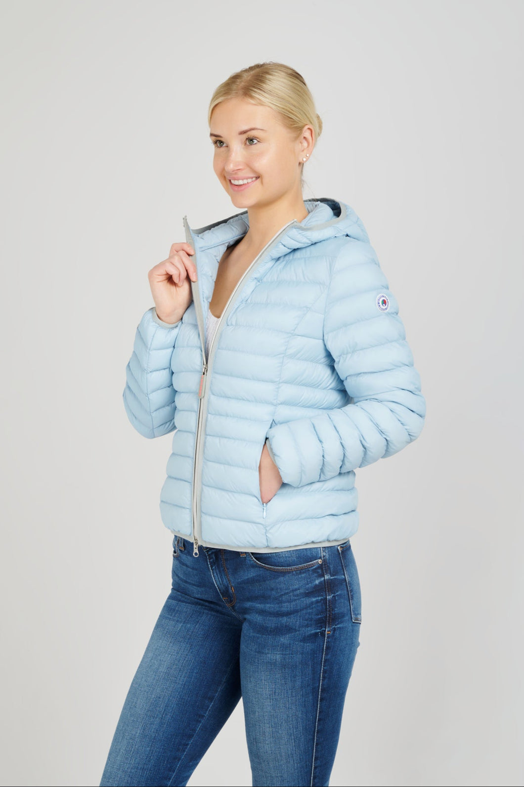 Elfy Vegan Down Short Jacket | Light Denim