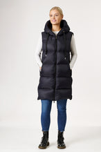 Load image into Gallery viewer, Glaze Long Down Vest | Black
