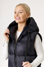 Load image into Gallery viewer, Glaze Long Down Vest | Black 2
