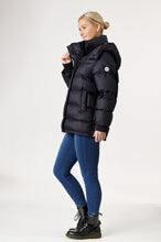 Load image into Gallery viewer, Odelle Vegan Down Jacket | Black 2
